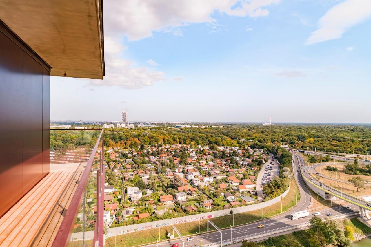 Triiiple Tower Dream Apartments With Rooftop-Summer-Pool Bécs Kültér fotó